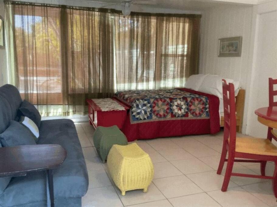Lovely 1 Bedroom Unit Across From Lido Key Beach Сарасота Экстерьер фото